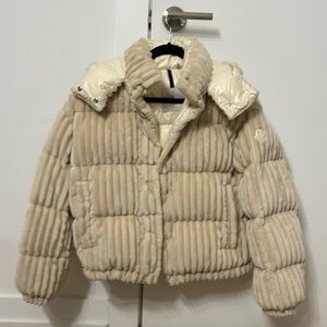 COPY - Moncler Daos Parka (Size 0)